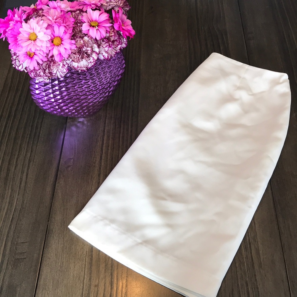 UNIFORM John Paul Richard Cream  Pencil Skirt